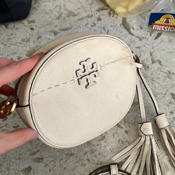 Tory Burch McGraw Crossbody purse - Picture 2 of 10